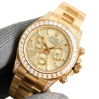 Daytona 18K Yellow Gold Gold Sundust Dial Diamond Bezel Oyster Bracelet 40 mm 126598TBR