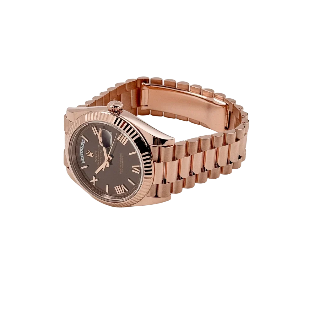 Day-Date 40mm 228235 Rose Gold Chocolate Roman Dial (2025)