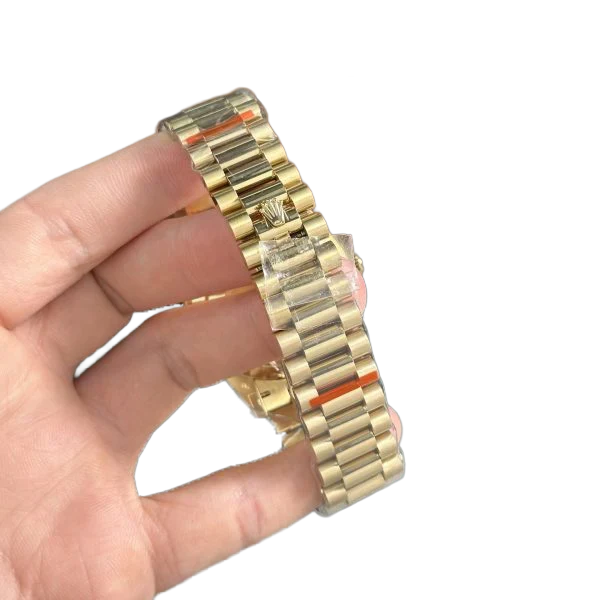 Day-Date 40mm Green Roman Yellow Gold 228238