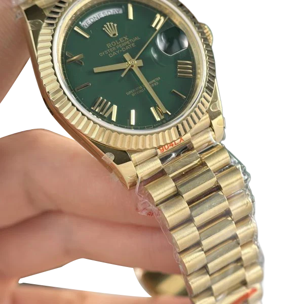 Day-Date 40mm Green Roman Yellow Gold 228238