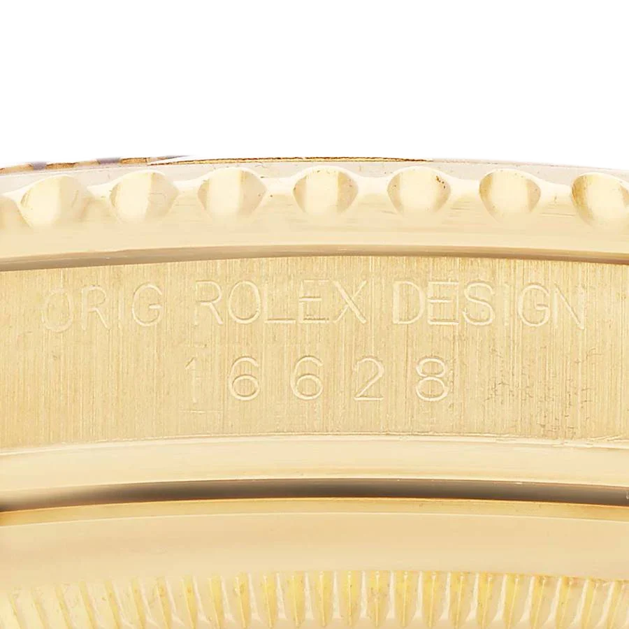 Yachtmaster 40mm Yellow Gold White Dial Mens Watch 16628